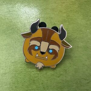 Disney pin - Beast Tsum Tsum